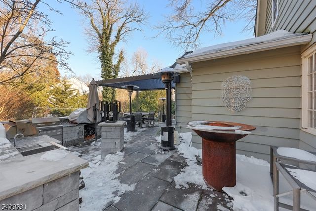 28 Hampton Rd, Cranford Twp., NJ 07016