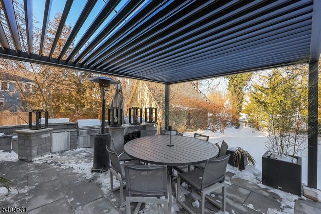 28 Hampton Rd, Cranford Twp., NJ 07016