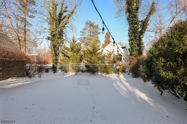 28 Hampton Rd, Cranford Twp., NJ 07016