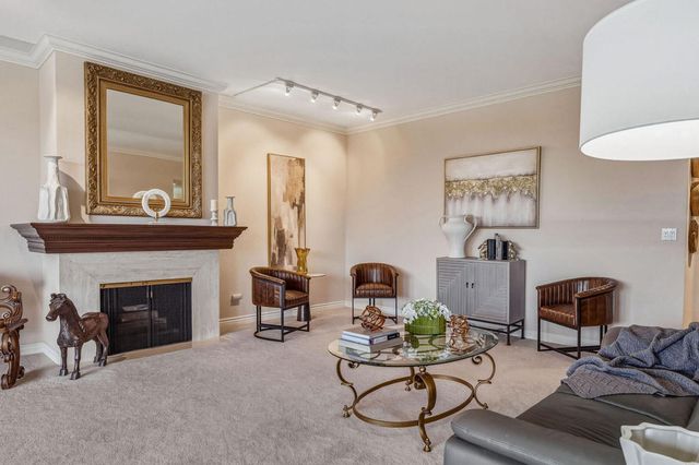 900 Island Drive 304, Rancho Mirage, CA 92270