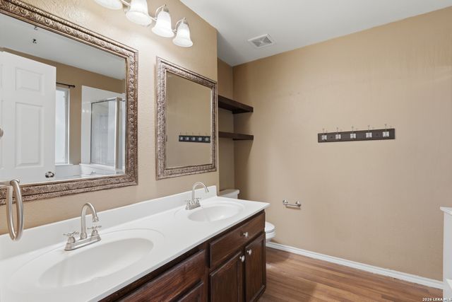 11122 HILLSDALE LOOP, San Antonio, TX 78249