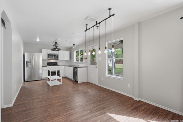 11122 HILLSDALE LOOP, San Antonio, TX 78249