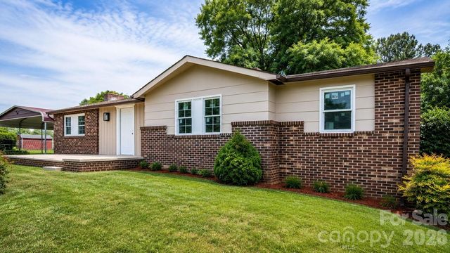 607 Carlos Street, Shelby, NC 28152