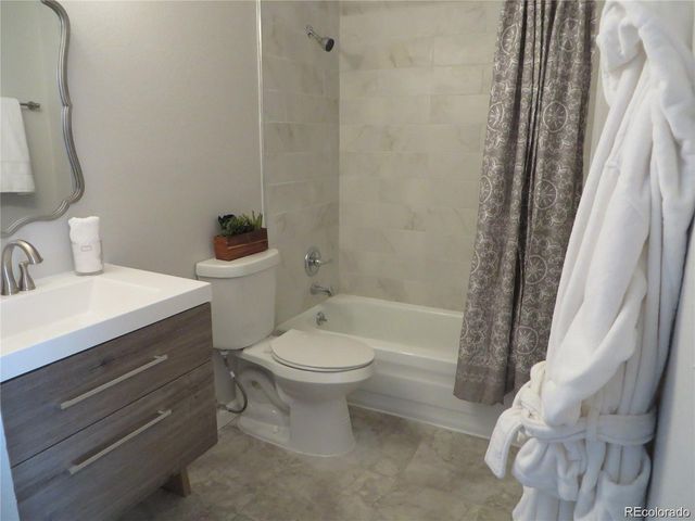10150 E Virginia Ave 20-20-201, Denver, CO 80247