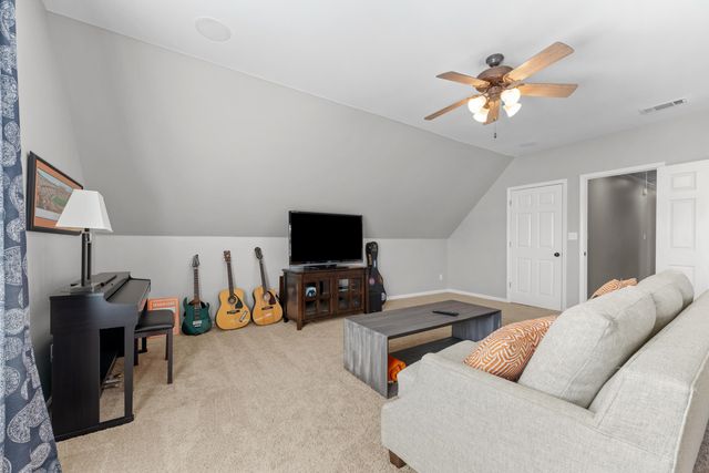 1339 WINOKA RD, Collierville, TN 38017