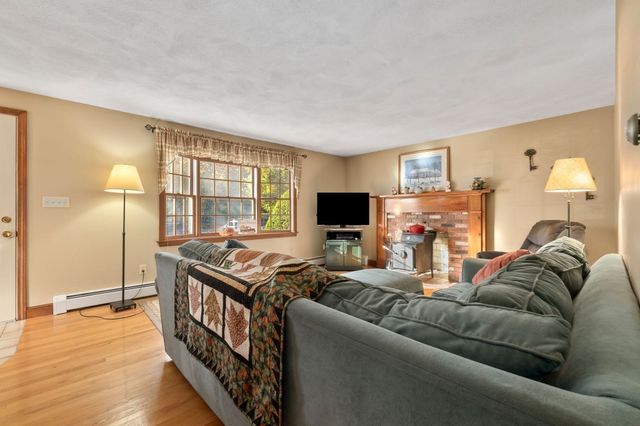 3 Anthony Ln, Danvers, MA 01923