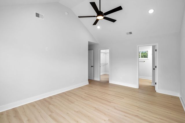 291 Oakmere Ln, Lafayette, TN 37083