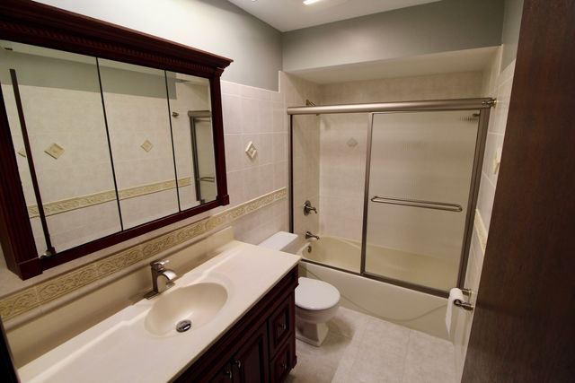 12511 S Mayfield Avenue, Alsip, IL 60803