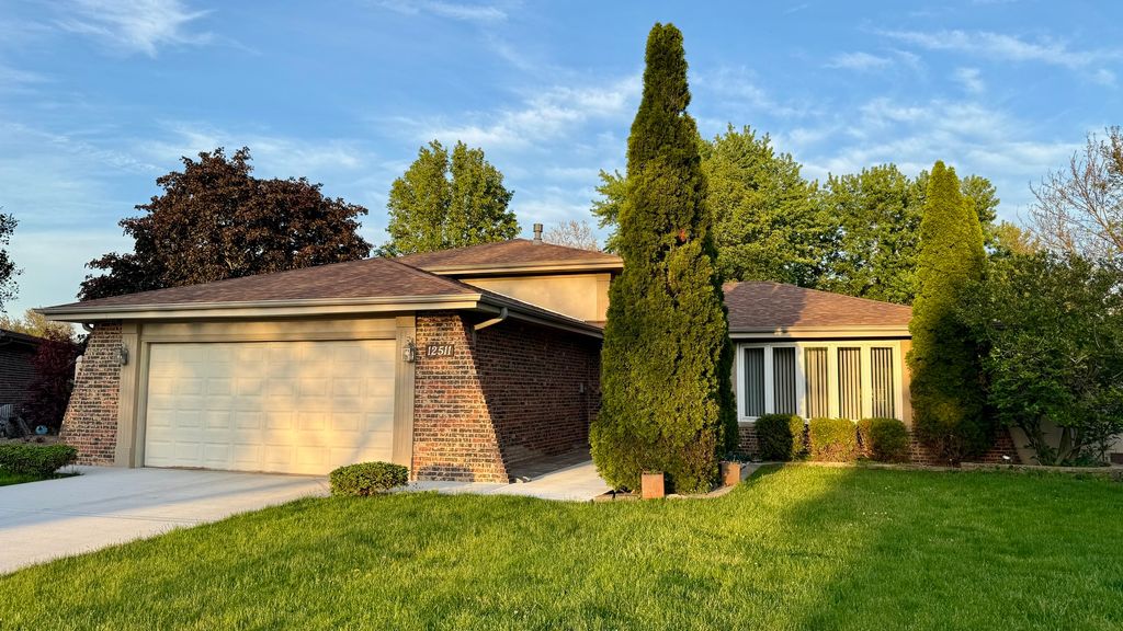 12511 S Mayfield Avenue, Alsip, IL 60803