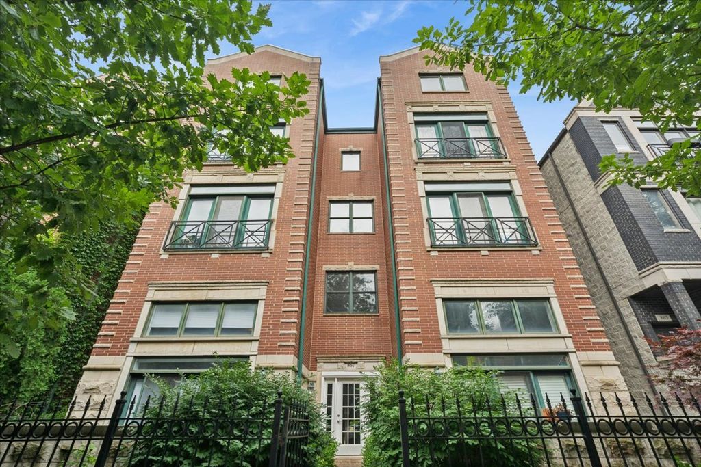 867 N Paulina Street 3S, Chicago, IL 60622