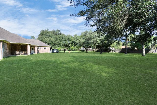 17102 N Bear Creek Drive, Houston, TX 77084