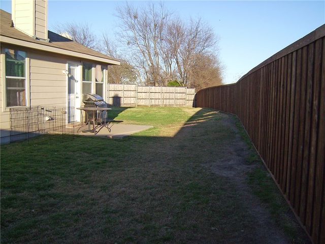 584 Arthur Drive, Lavon, TX 75166
