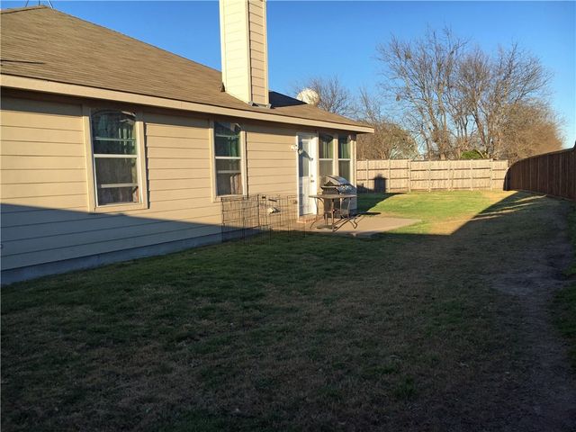584 Arthur Drive, Lavon, TX 75166