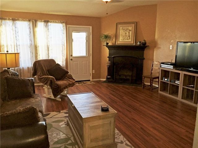 584 Arthur Drive, Lavon, TX 75166