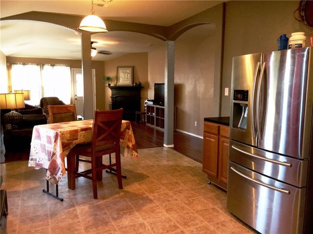 584 Arthur Drive, Lavon, TX 75166