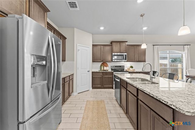 5879 Copano Loop, Belton, TX 76513