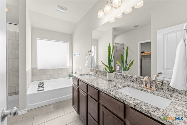 5879 Copano Loop, Belton, TX 76513