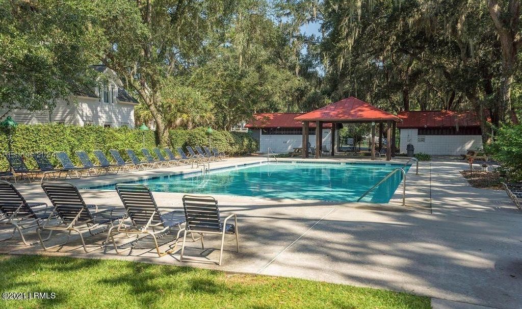 Image 26 of property listing at 85 Petigru Dr, Beaufort, SC 29902