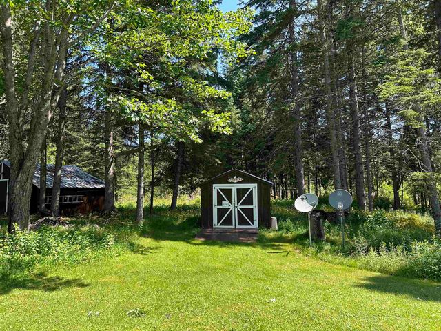 26 Dalton Road, Pittsburg, NH 03592