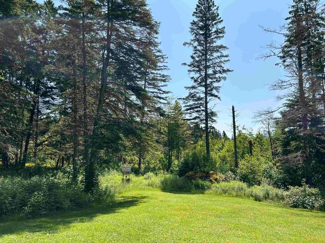 26 Dalton Road, Pittsburg, NH 03592