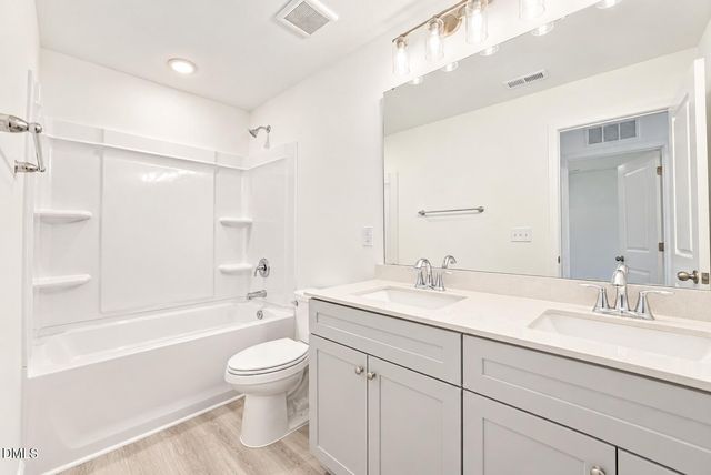 3608 Steeplegate Court 18, Burlington, NC 27215