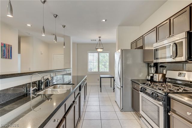 804 Peachy Canyon Cir. 201, Las Vegas, NV 89144