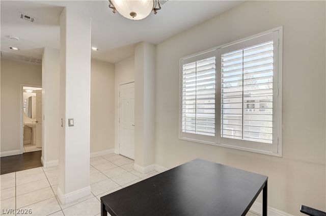 804 Peachy Canyon Cir. 201, Las Vegas, NV 89144