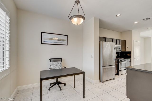 804 Peachy Canyon Cir. 201, Las Vegas, NV 89144