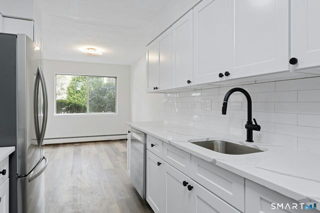 154 Cold Spring Road APT 18, Stamford, CT 06905