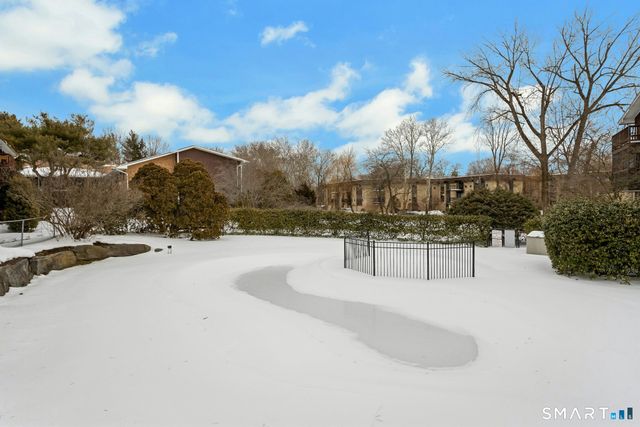 154 Cold Spring Road APT 18, Stamford, CT 06905