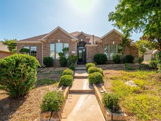 5100 Tacoma Drive, Arlington, TX 76017