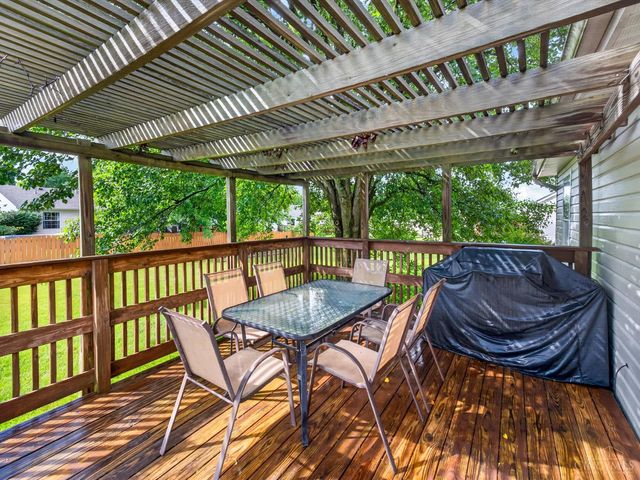 5209 Woodtop Drive, Goshen Twp, OH 45140