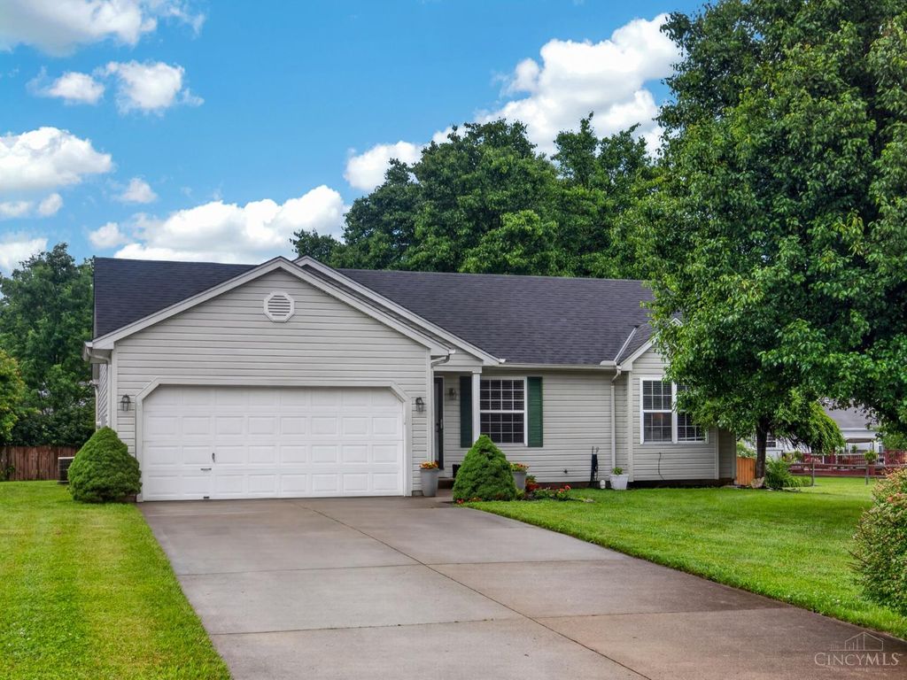 5209 Woodtop Drive, Goshen Twp, OH 45140