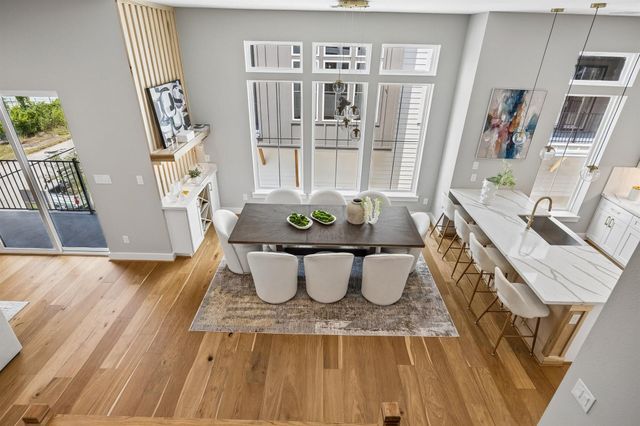 1179 W 19th Street, Houston, TX 77008