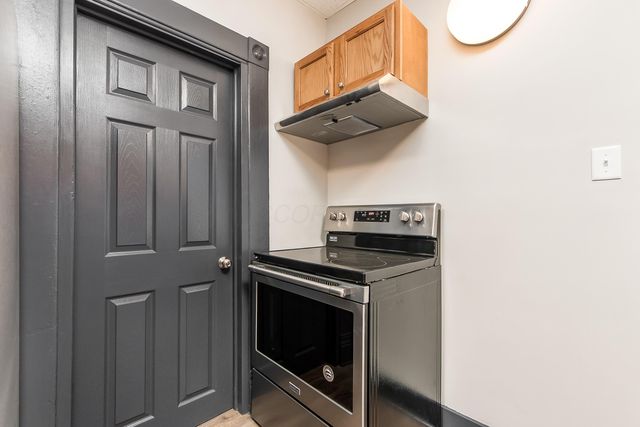 842 Saint Clair Avenue, Columbus, OH 43201