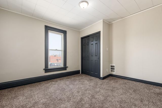 842 Saint Clair Avenue, Columbus, OH 43201