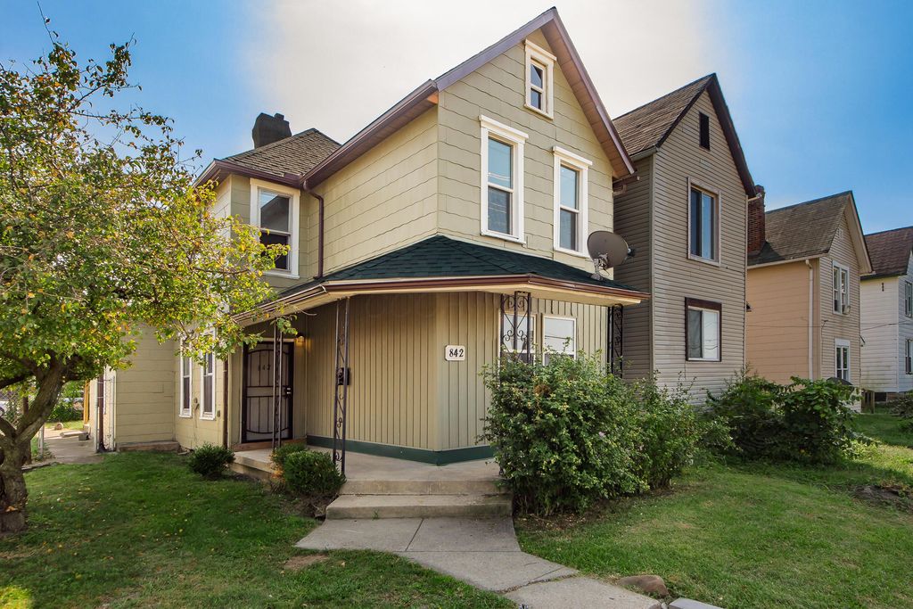 842 Saint Clair Avenue, Columbus, OH 43201