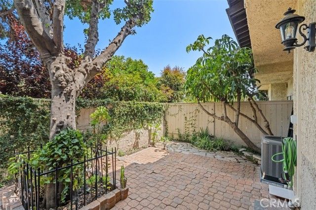 56 E Highland Avenue, Sierra Madre, CA 91024