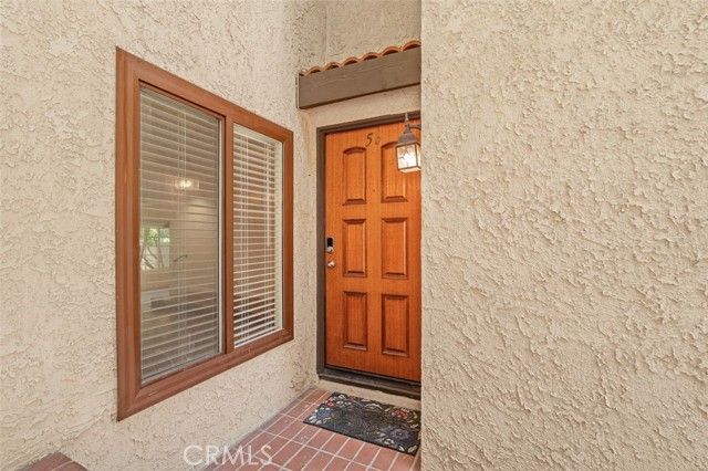 56 E Highland Avenue, Sierra Madre, CA 91024