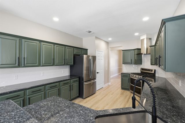110 Julian Drive, Rockwall, TX 75087