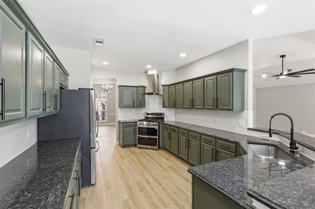110 Julian Drive, Rockwall, TX 75087