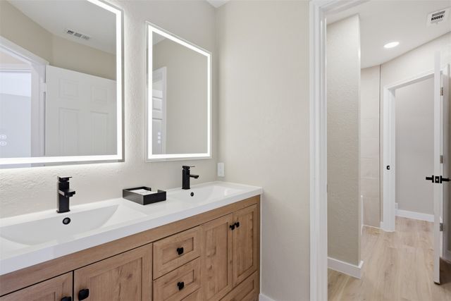 110 Julian Drive, Rockwall, TX 75087