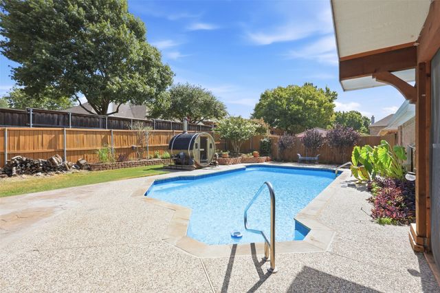 110 Julian Drive, Rockwall, TX 75087