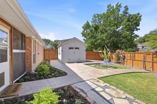 110 Julian Drive, Rockwall, TX 75087
