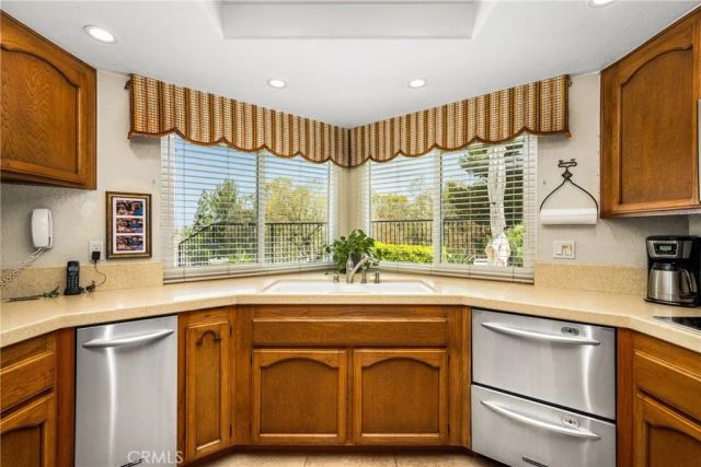 186 S Donna Court, Anaheim Hills, CA 92807
