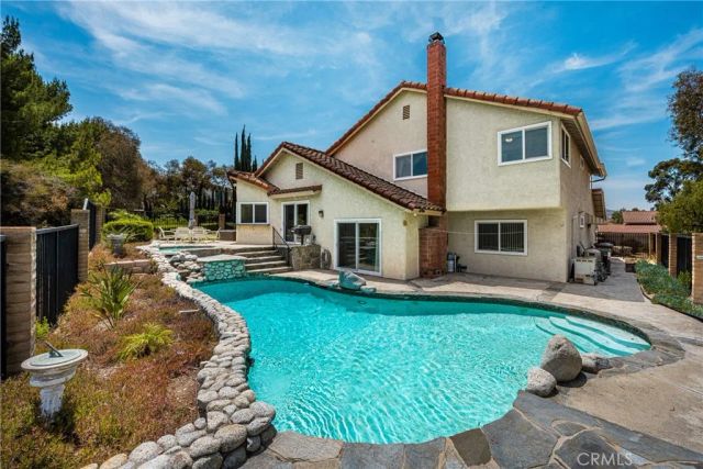 186 S Donna Court, Anaheim Hills, CA 92807