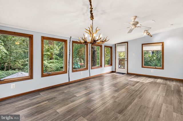 3523 JEAN ST, Fairfax, VA 22030