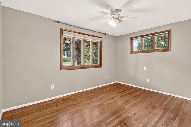 3523 JEAN ST, Fairfax, VA 22030