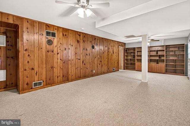 3523 JEAN ST, Fairfax, VA 22030