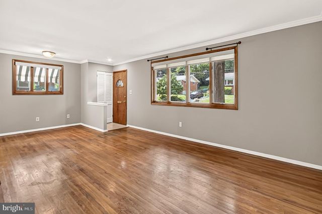 3523 JEAN ST, Fairfax, VA 22030